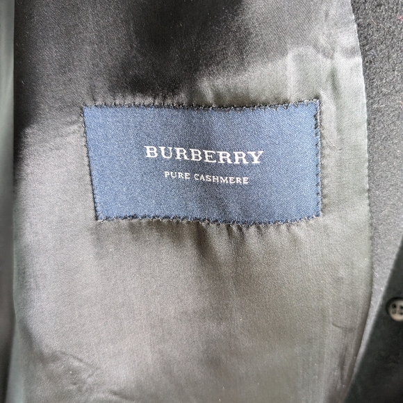 Burberry 100% cashmere walking coat